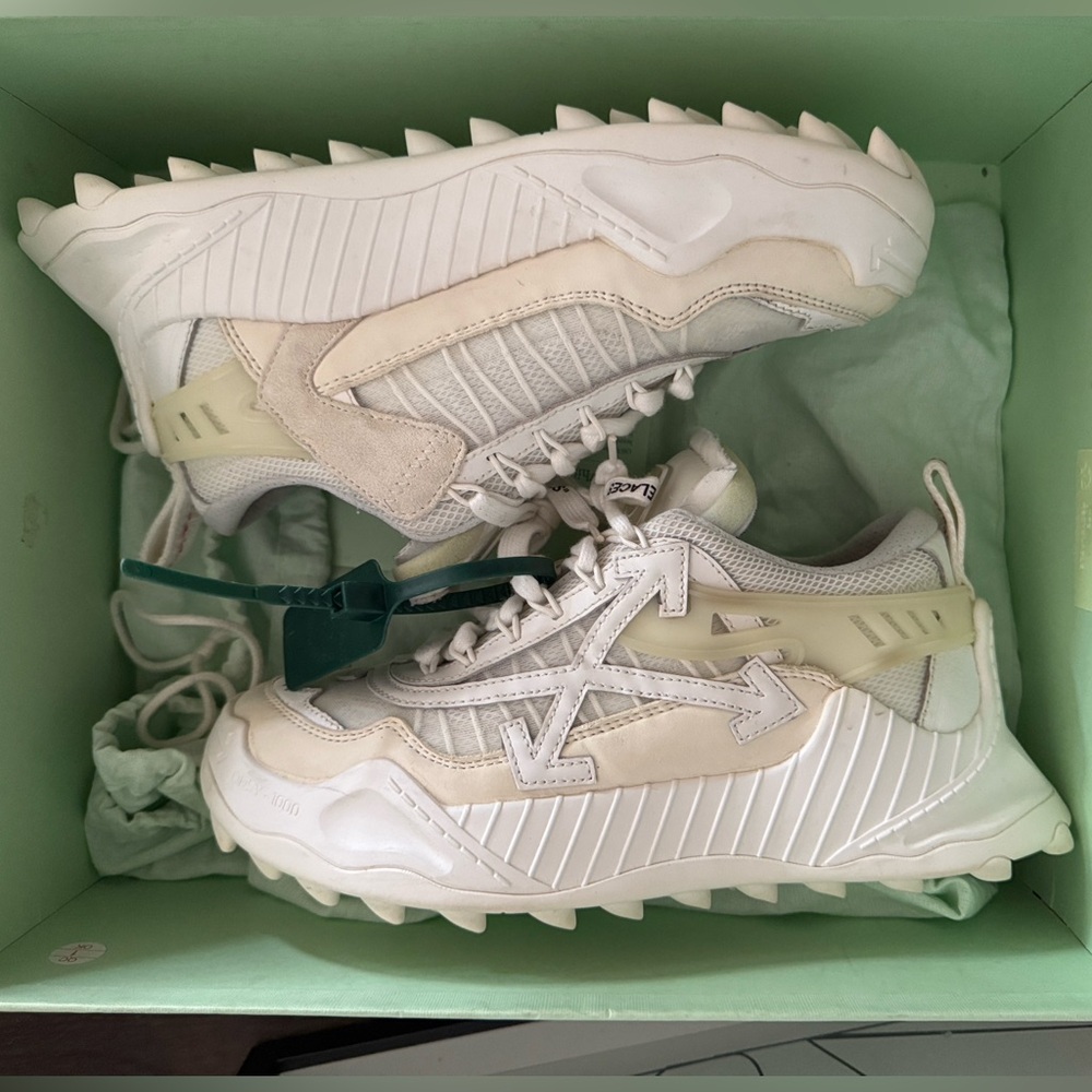 Off white odyssey 1000